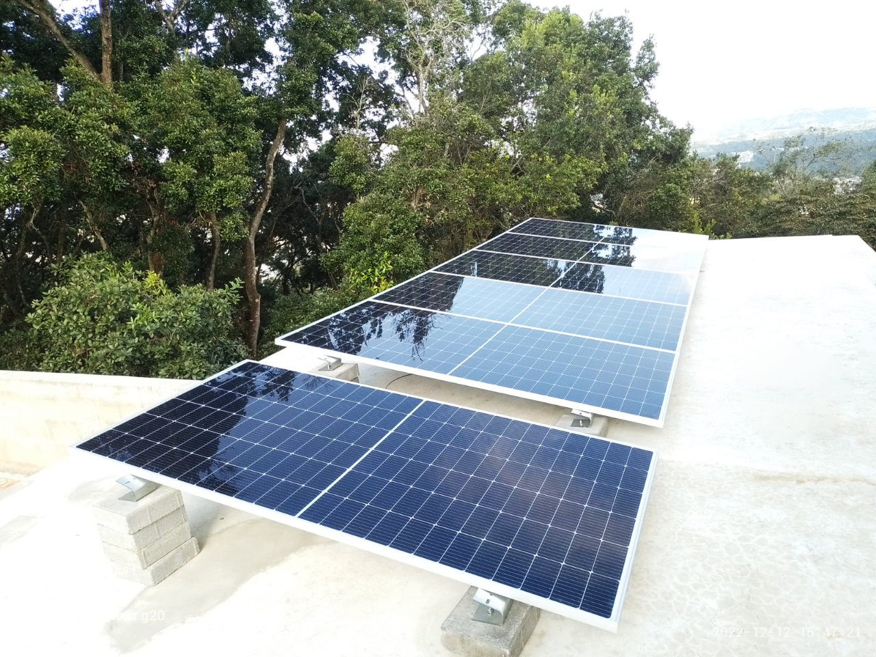 Instalacion 4 de Sistema Atado a la Red 1200 kWh al mes / 9K-550W